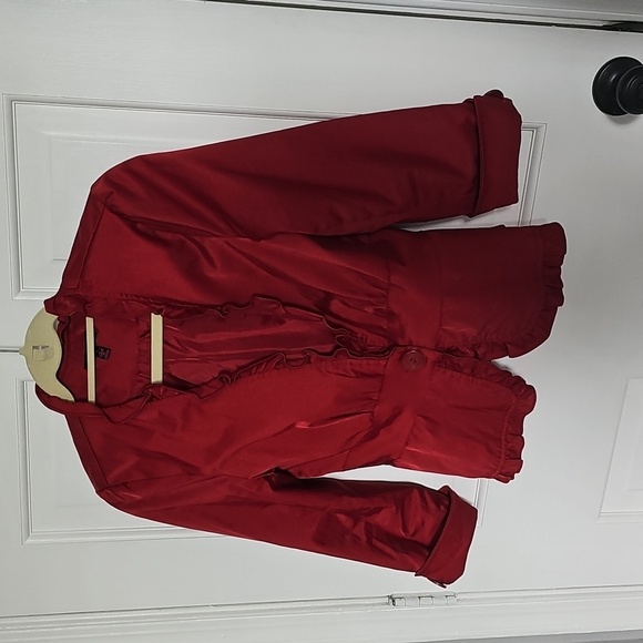 Last Kiss Red Jacket with ruffle edge - Picture 5 of 8